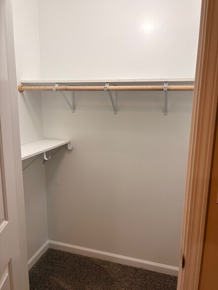 Building Photo - 10756 Central Ave