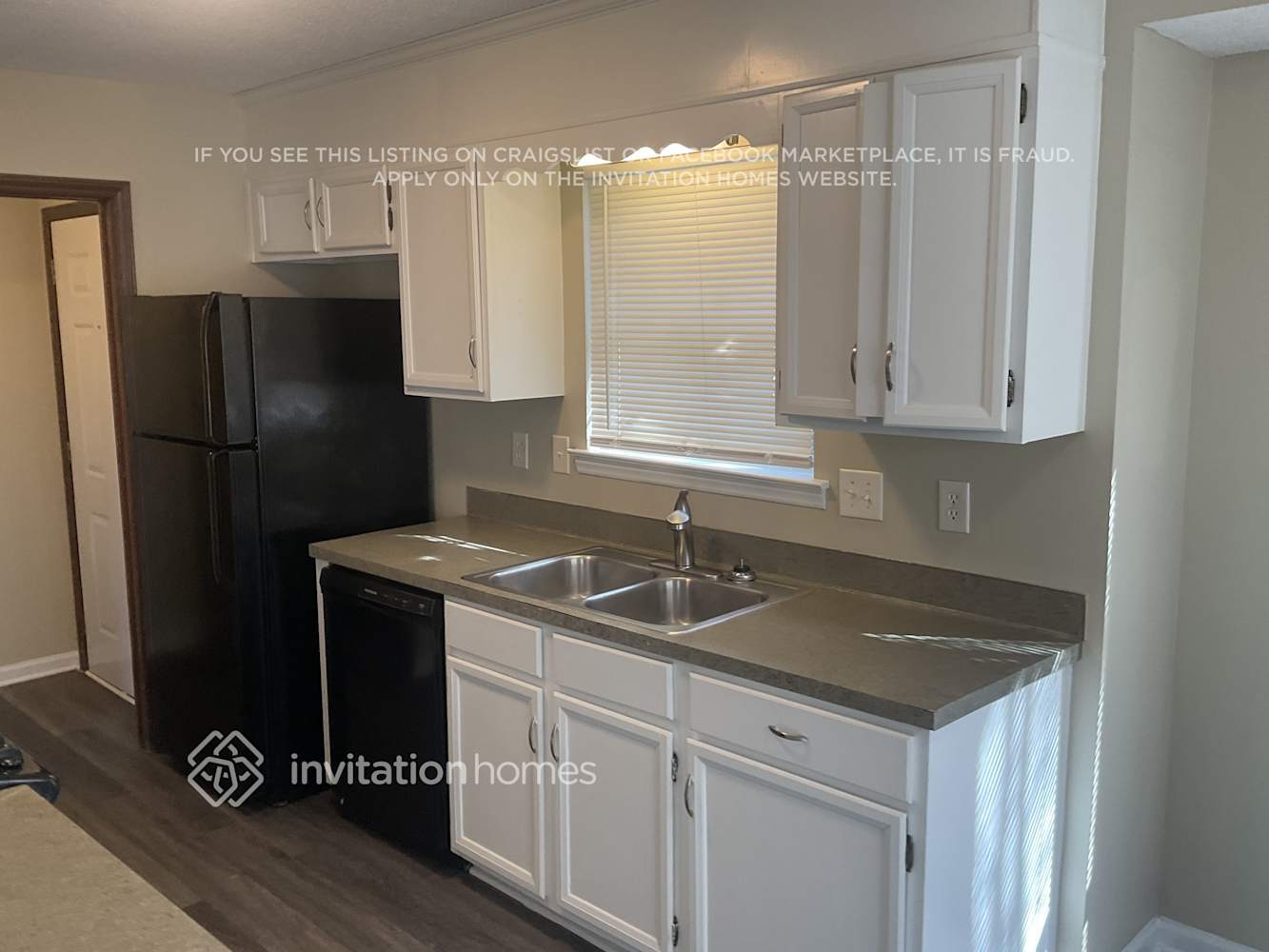 Building Photo - 320 Wilby Dr