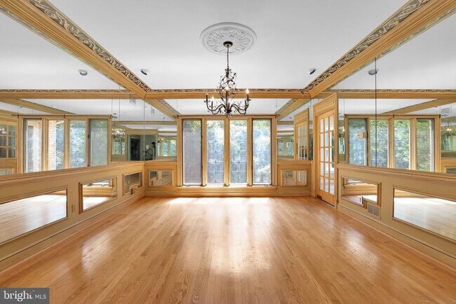 Building Photo - 8901 Iron Gate Ct