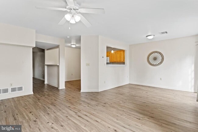 Building Photo - 149 Cardinal Ln