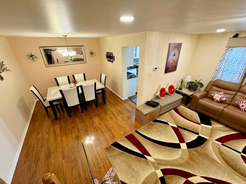 1st Floor view - 1805 Pheasant Run