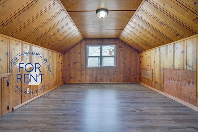 Building Photo - 2857 Stevenson St