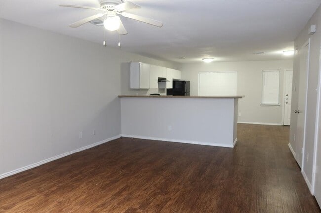 Building Photo - 1830 River Crossing Cir