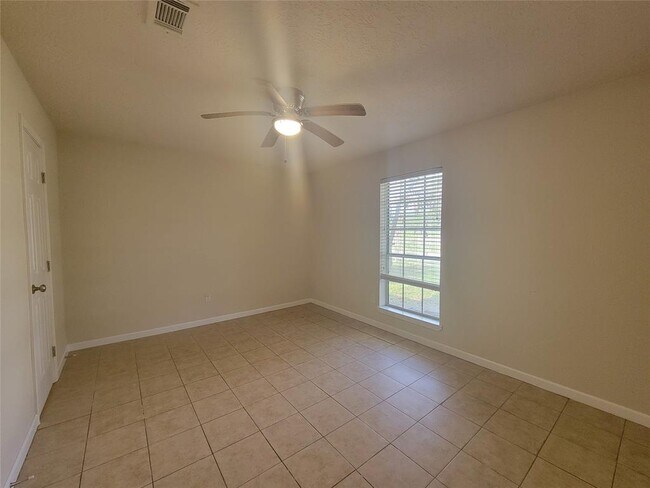 Building Photo - 16022 Blackhawk Blvd