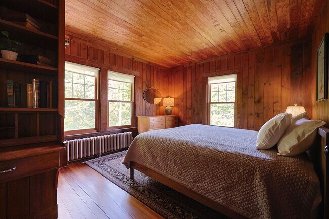 Building Photo - Winter Rental with Views of the Annisquam ...
