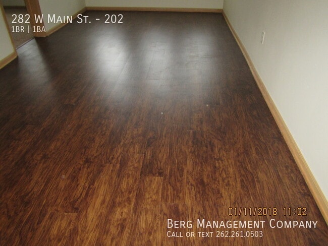 Building Photo - 282 W Main St