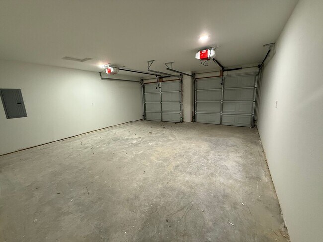 Building Photo - END OF YEAR SPECIAL: HALF OFF FIRST MONTH RENT!!!  BRAND NEW BUILD: 3 BEDROOM/ 2 BATHROOM HOUSE I...