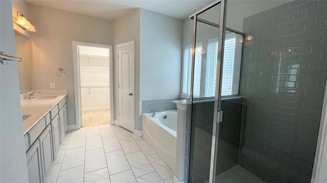 Building Photo - 8700 Tutbury Pl