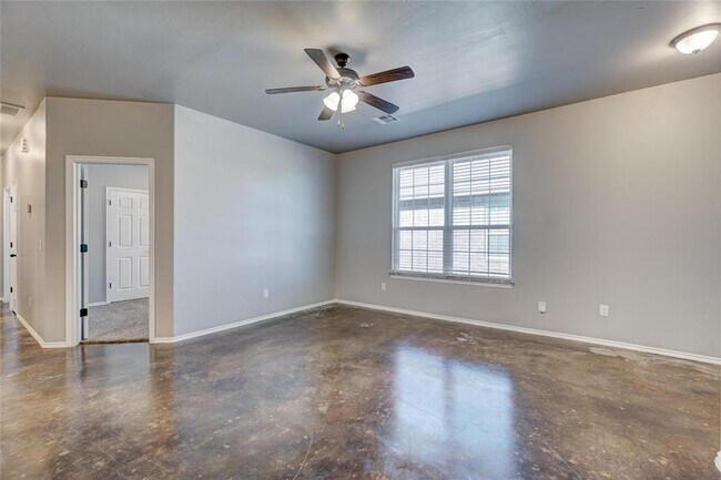 Building Photo - 1736 Eighty-Niner Ter