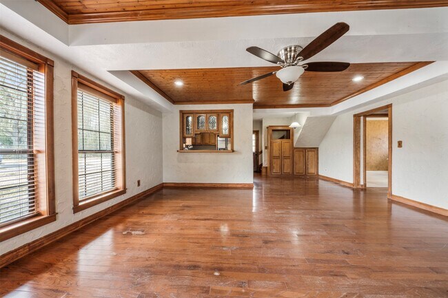 Building Photo - 33349 I-10