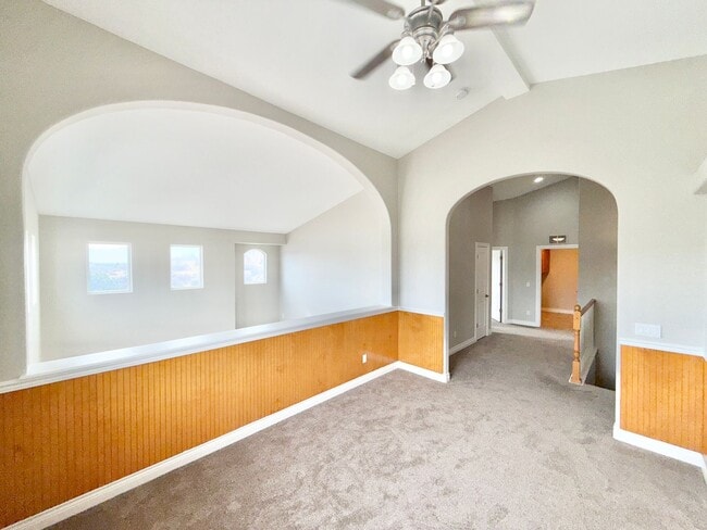 Building Photo - WELCOME HOME!