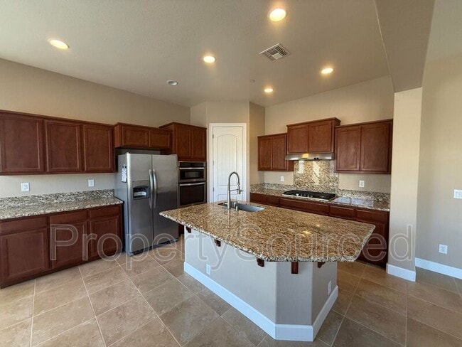 Building Photo - 1073 Kumara St