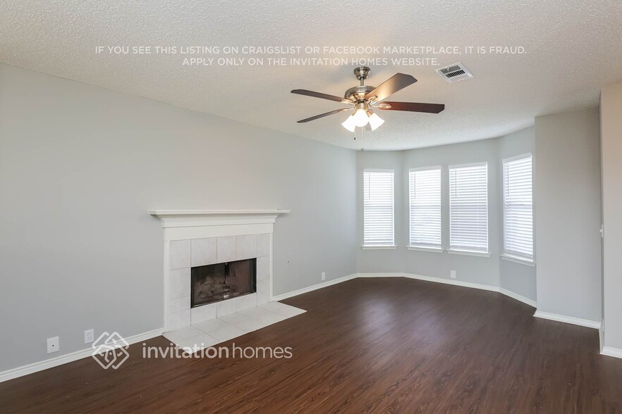 Building Photo - 1400 Cloyne Dr