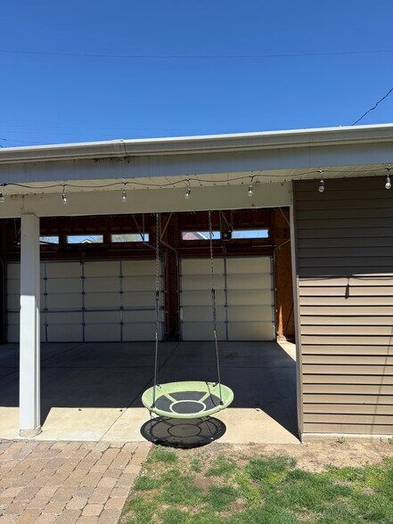 Building Photo - 4145 Tyrolean Ave