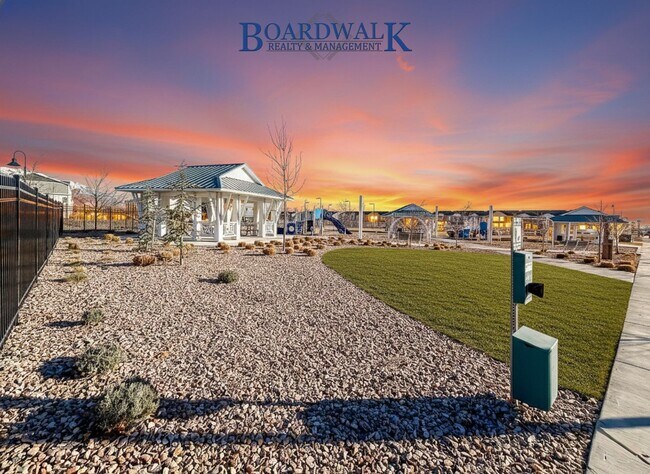 Building Photo - Modern 3-Bed Home with Yard & Amenities