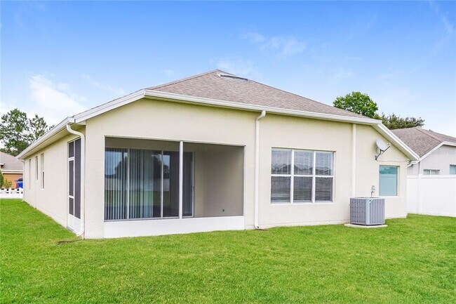 Building Photo - 521 Painted Leaf Dr