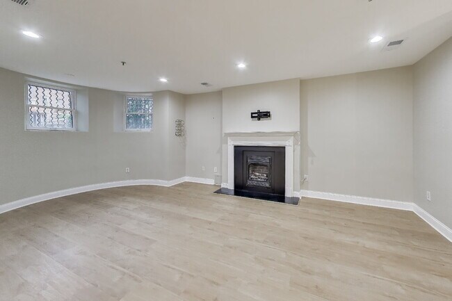 Building Photo - 1306 Rhode Island Ave NW