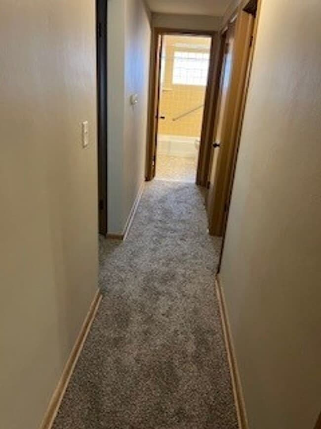 Building Photo - Charming 3 Bedroom, 1.5 Bath Home on the South Side of Kenosha