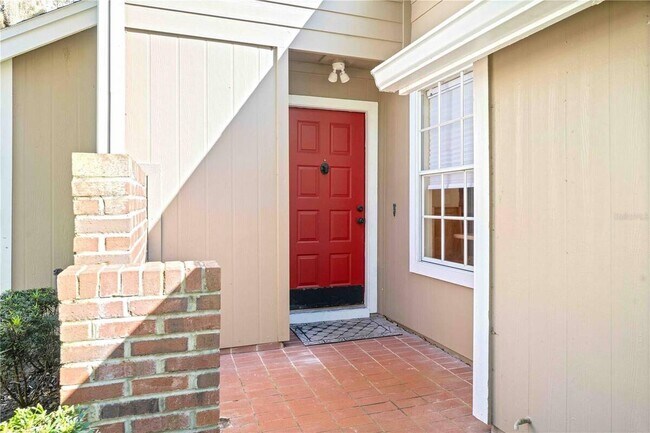 Building Photo - 641 Maple Oak Cir