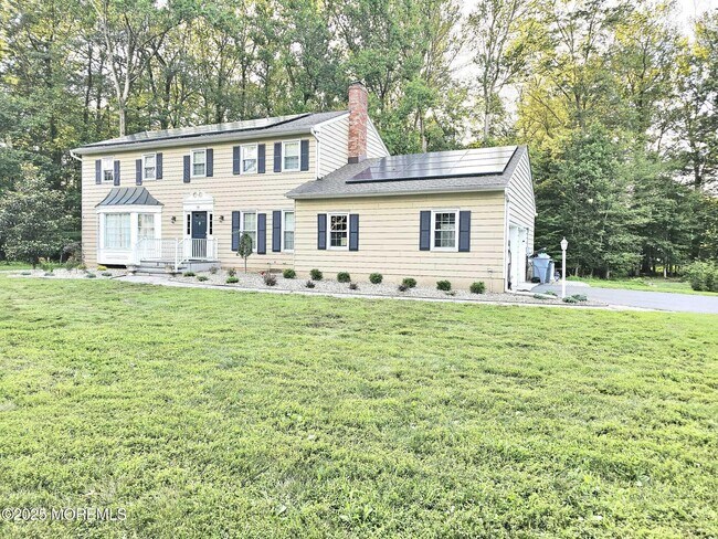 Primary Photo - 19 Monterey Dr
