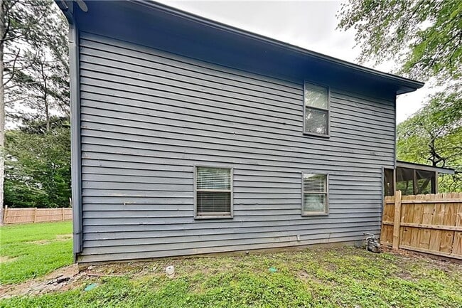 Building Photo - 6606 Catawba Dr