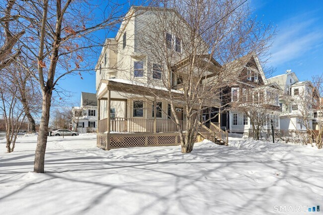 Building Photo - 1-3 Magnolia St