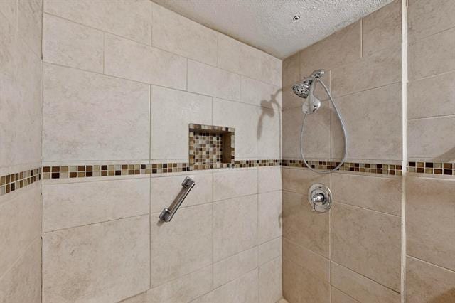 Building Photo - 7637 Val Verde Dr