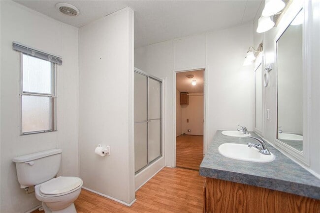 Building Photo - 16495 Taurus Ct