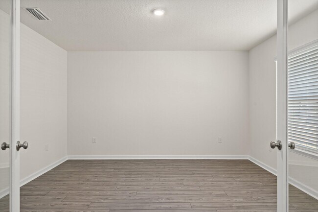Building Photo - 794 Riverwalk Cir