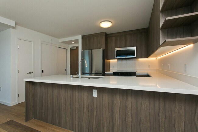 Building Photo - 1515 Liona St