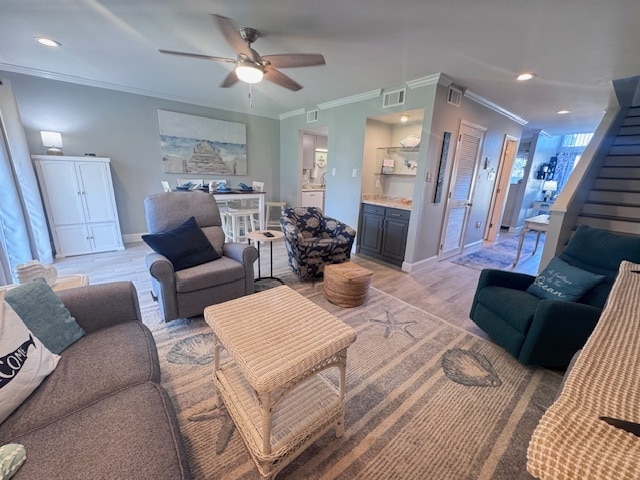 Open concept - 1000 11th Ave N