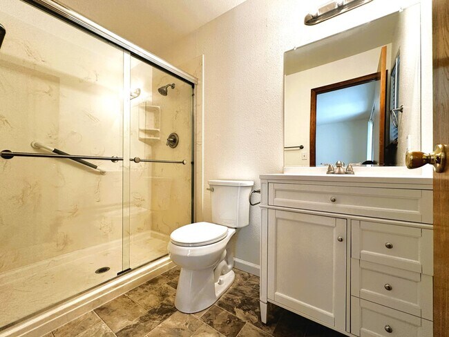 Building Photo - 2314 Sierra Creek Cir