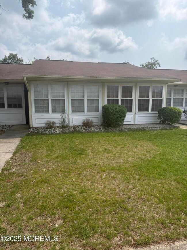 Primary Photo - 12A Edinburgh Ln