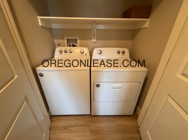 Building Photo - 1100 Q St