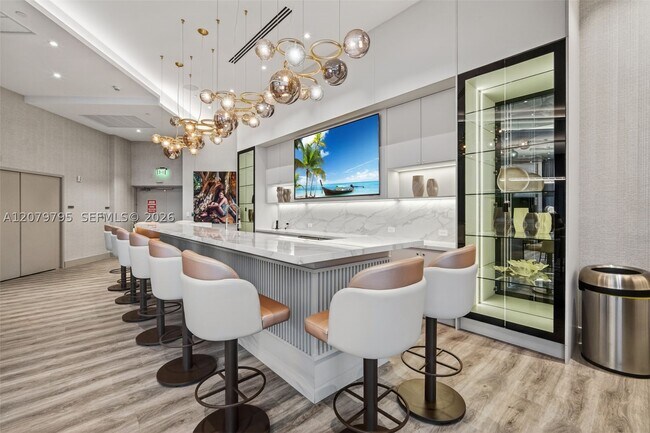 Building Photo - 333 Las Olas Way