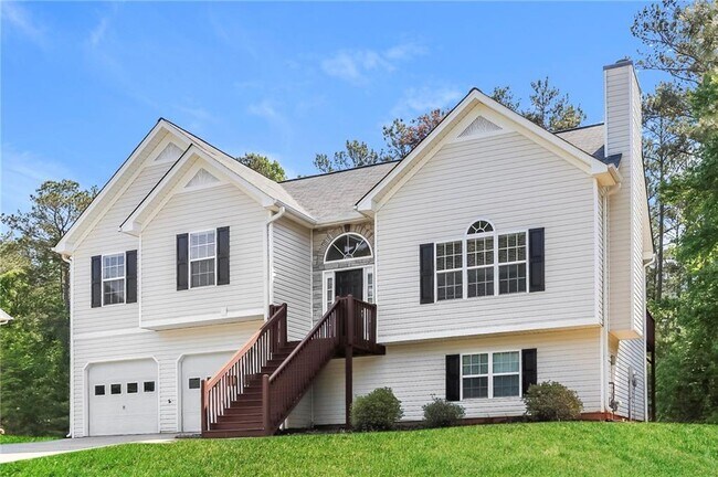Building Photo - 1500 Cedar Hill