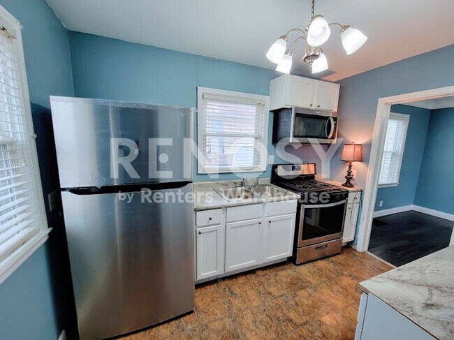 Building Photo - Available July 8th - updated 3-bed 2-bath with Family-room house plus 2-car garage