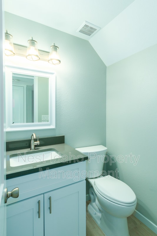 Building Photo - 223 N Liberty St