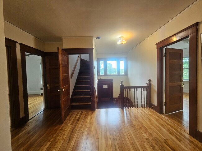 Building Photo - 436 Waverley Oaks Rd