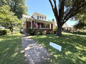 Building Photo - 3101 Teal Ave