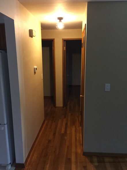 Building Photo - 4120 E Congress Ave