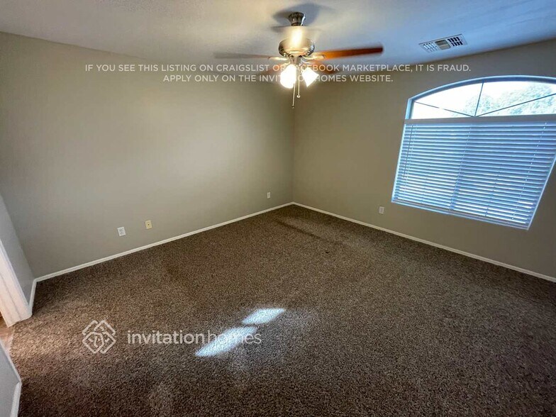 Building Photo - 12701 W Ventura St