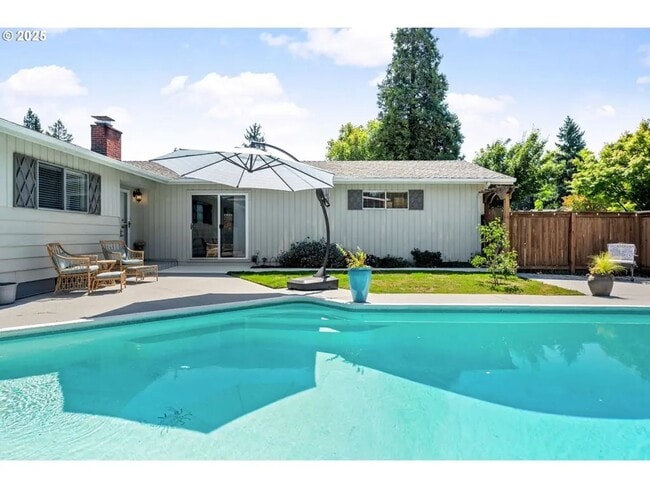 Building Photo - Charming 4-Bed Ranch Home with In-Ground P...