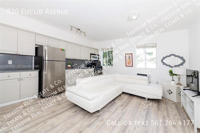 Building Photo - 820 Euclid Ave