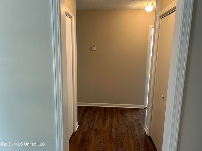 Building Photo - 7397 Meadowbrook Dr