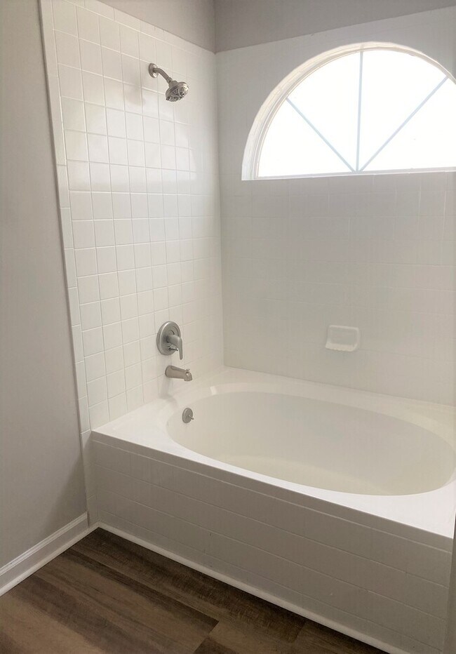 Building Photo - Remodeled Home