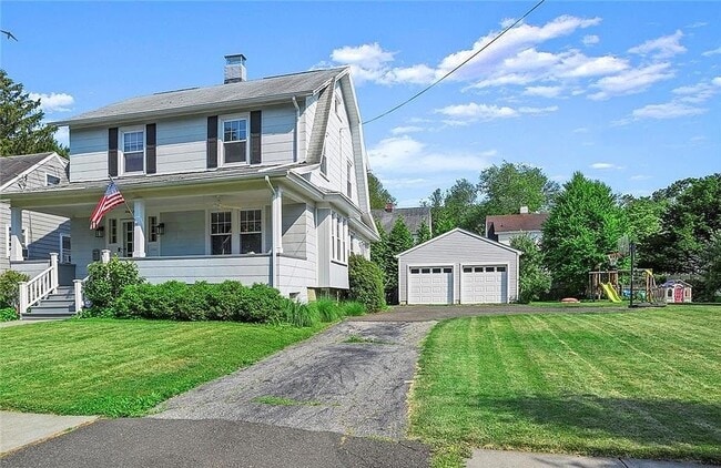 Building Photo - 49 Newman Pl