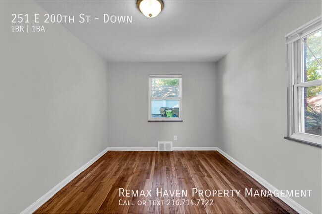 Building Photo - 251 E 200th St