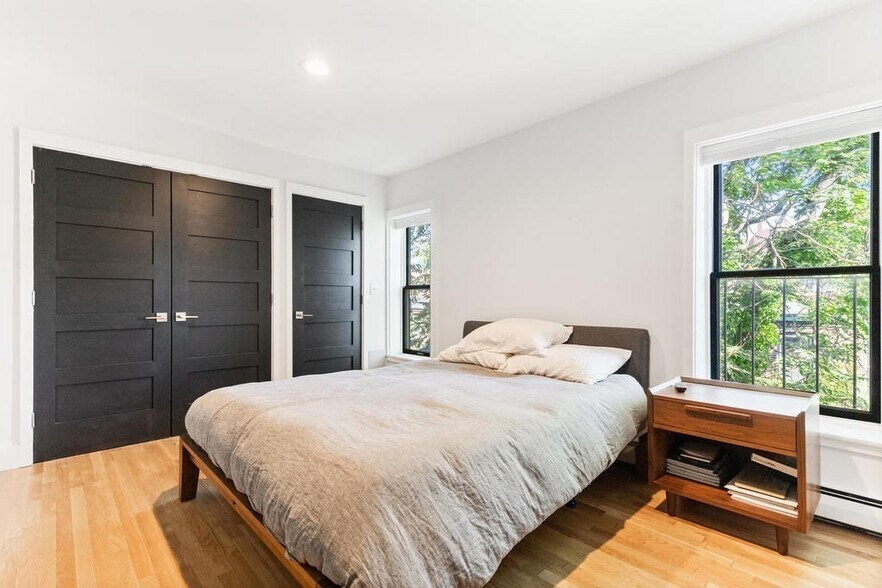 Building Photo - 75 Appleton St