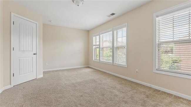 Building Photo - 705 Ayala Pl